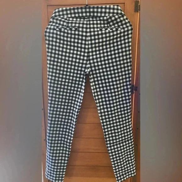 Renuar Black/White Checkered Gingham Stretch Cropped Ankle Pants Women’s 4 EUC‎ - Picture 5 of 12